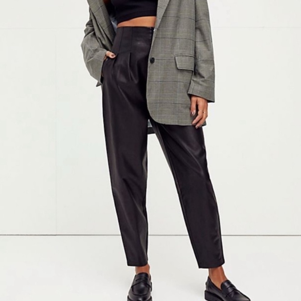 Free People Cecily Pleated High Rise Taper Faux Leather Pants Size 10